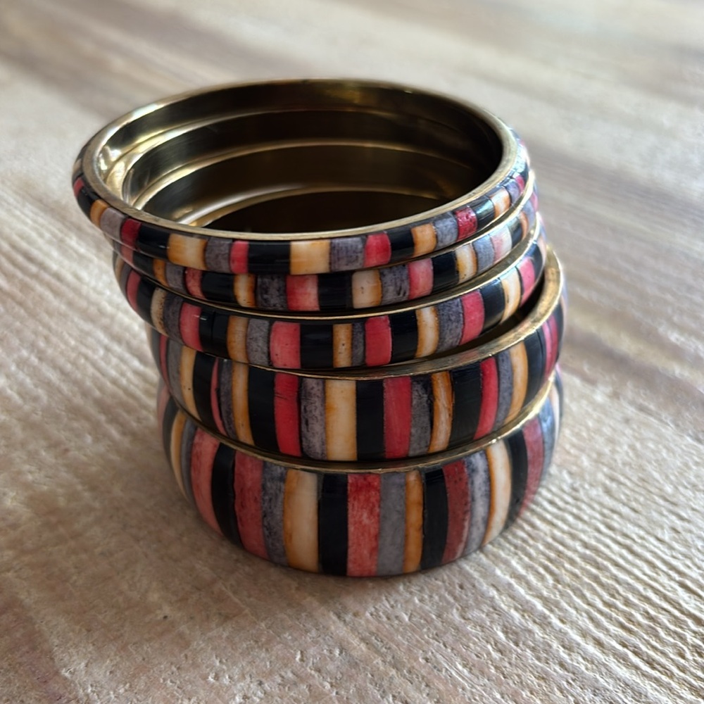 Multicolor bangle bracelets - Picture 5 of 5